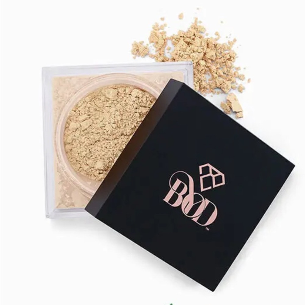 BYOD - Be Your Own Desire. Desire Matte Magic Loose Powder Translucent.
